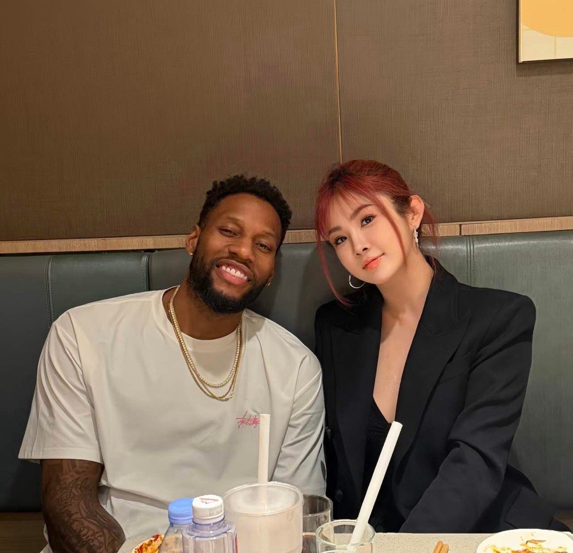 过得很滋润！难怪威姆斯退役后不愿离开中国！前广东男篮外援威姆斯在CBA退役之后并