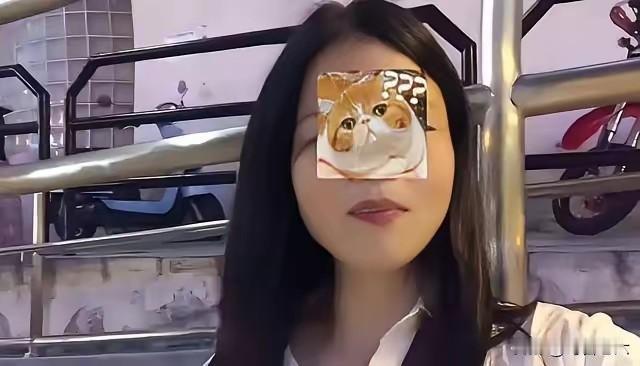 37岁女生相亲被问还能不能生，当场炸了：结婚非得生娃？我成生育工具了？男生也不怂