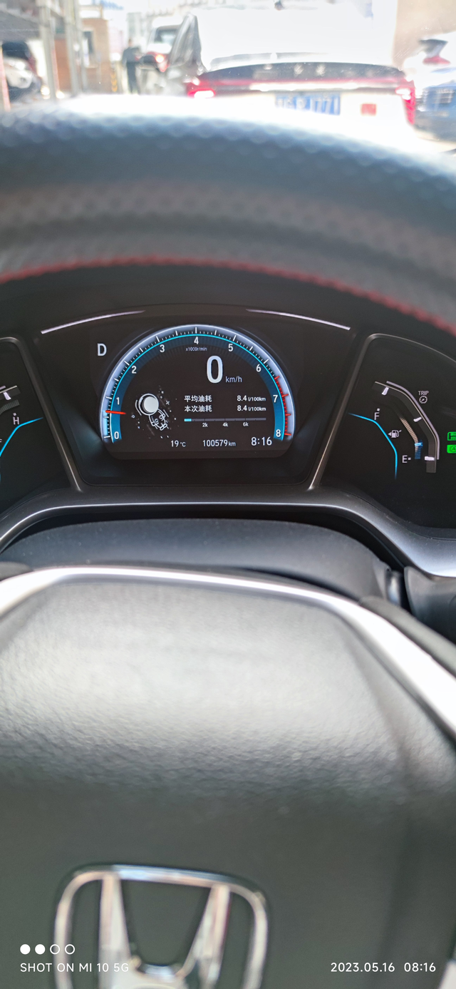 十代思域油耗越来越高了开了有10万公里，最近油耗越来越高了，以前油耗是一直是7