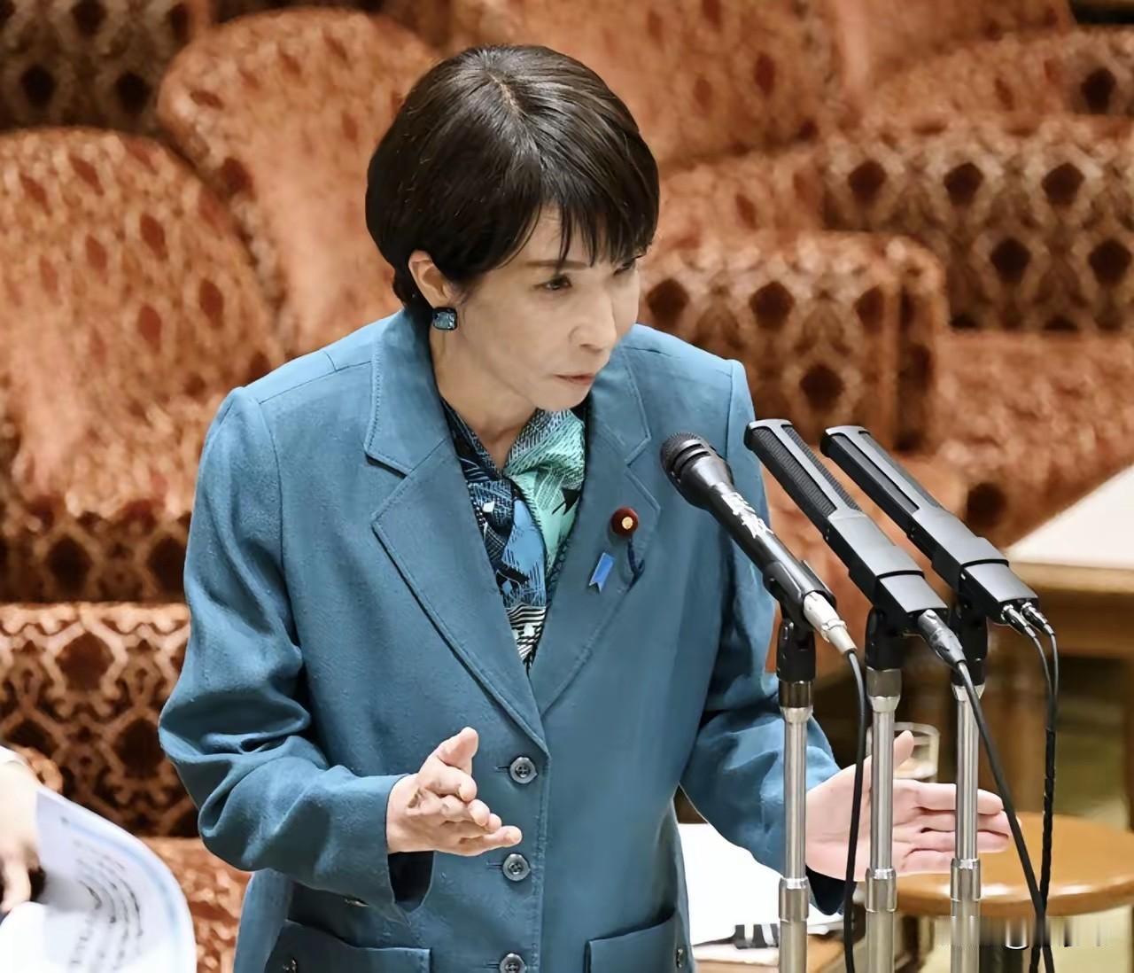 11月16日，高市首相在参议院预算委员会上就其涉台言论表示“遗憾”，称自己“被外