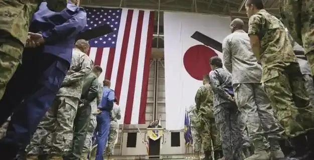 明明在美国面前，日本不是真正的国家，可整个日本却对美国言听计从，甚至没有一丝恨意