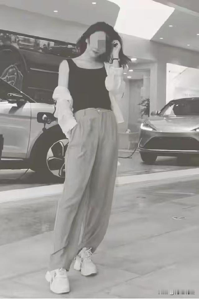 江西南昌，女子相亲认识了一名男子，3年借给他53万，甚至不惜背网贷，3年后女子意