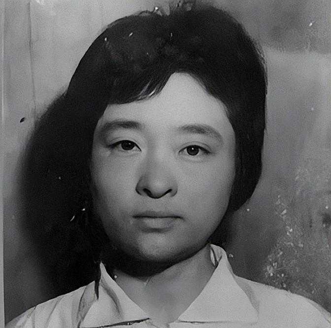 1975年，她用4.5万公款包养了7个情夫，然而，整整十年，竟然没有一个人发现，