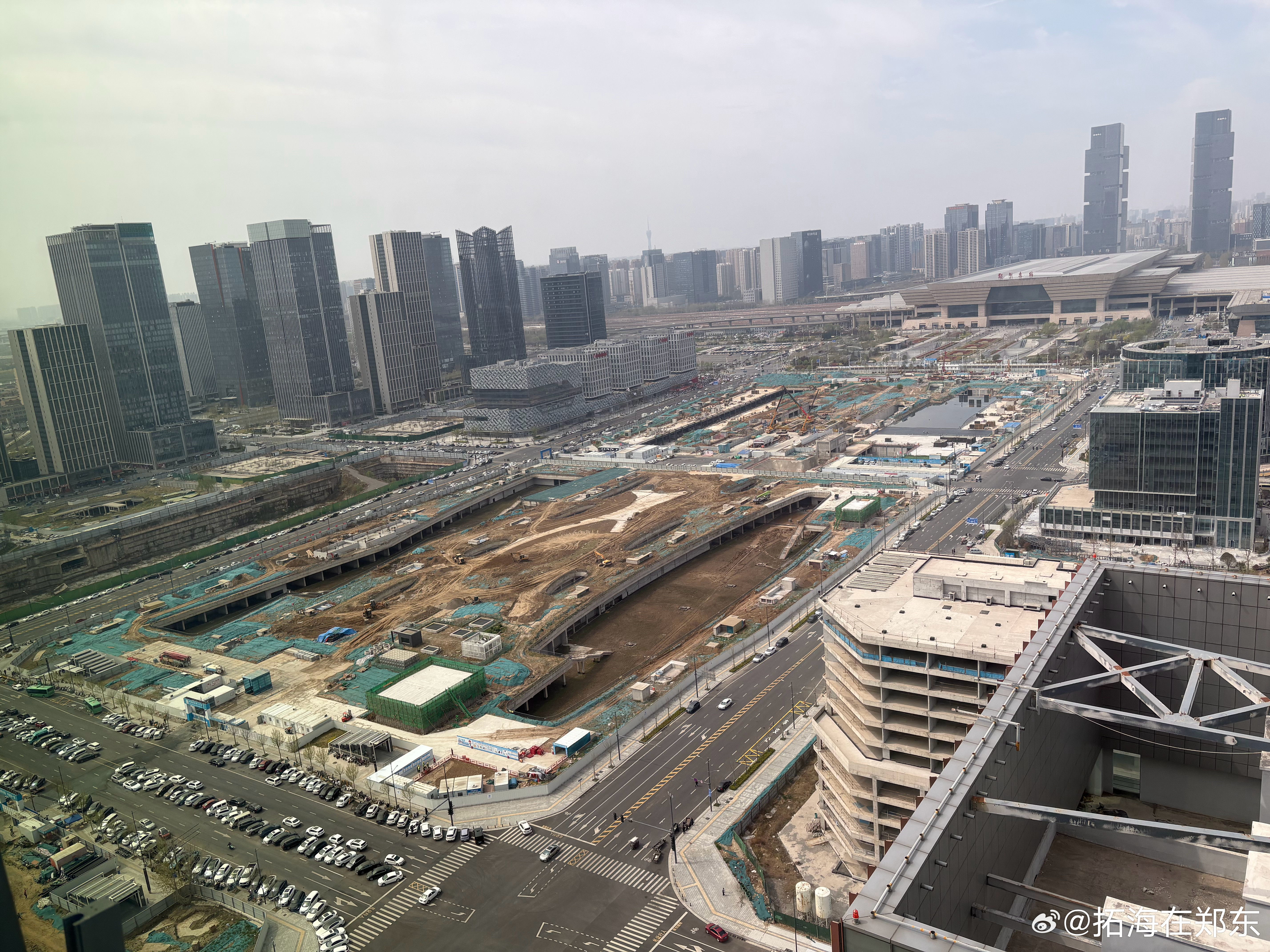 直通郑州胖东来的地下隧道入口已成型