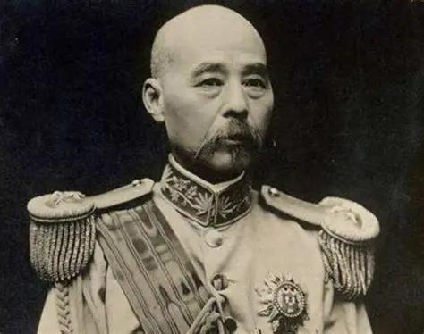 1916年3月，一封密电从南京发往北京。发件人：江苏督军冯国璋。收件人：北洋同僚