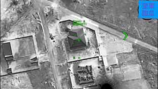 俄军公布一段视频，一架俄罗斯“前哨-RU”察打一体无人机发现一处乌军据点，发射了