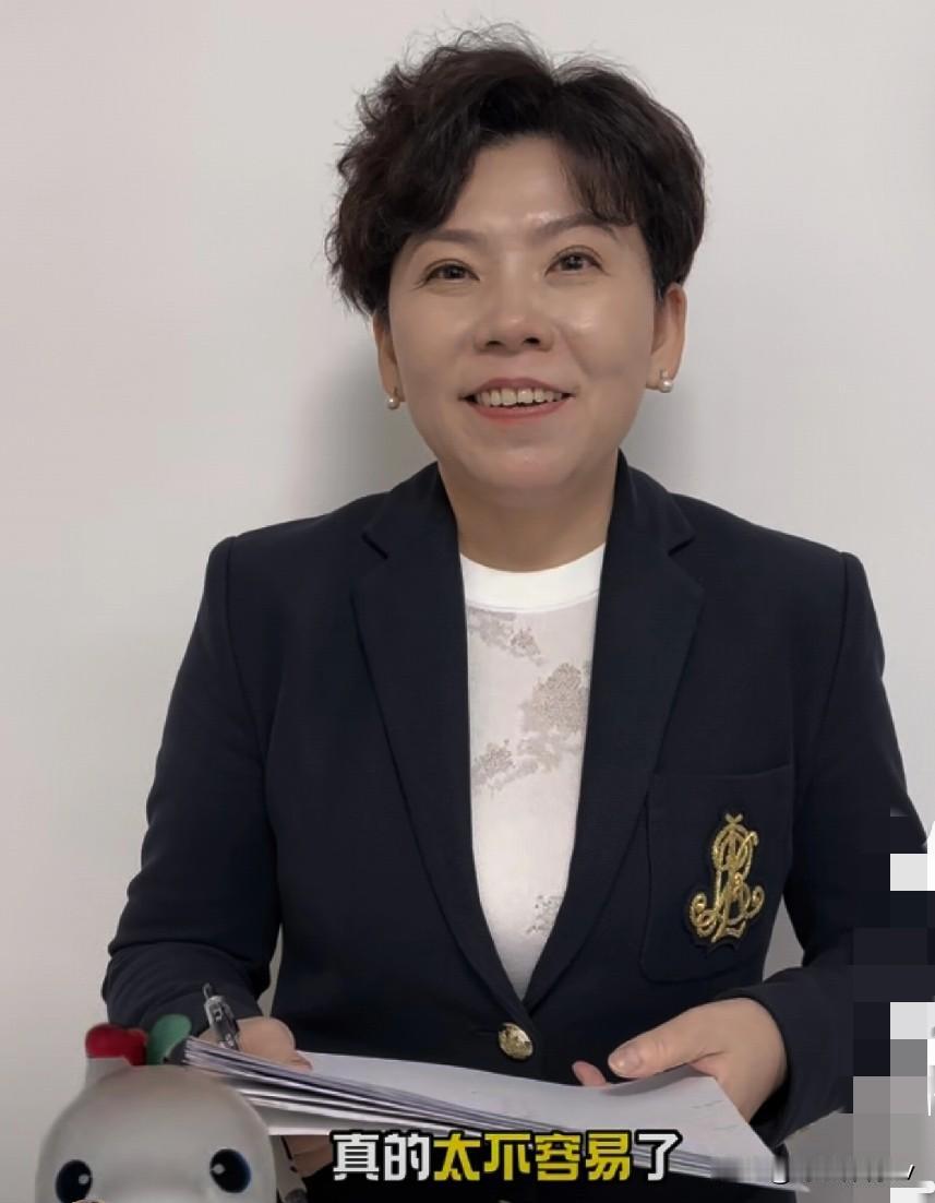 山东队3-2战胜河北队夺冠！赛后邓亚萍称赞范思琦，她的韧性和意志超强！邓亚萍