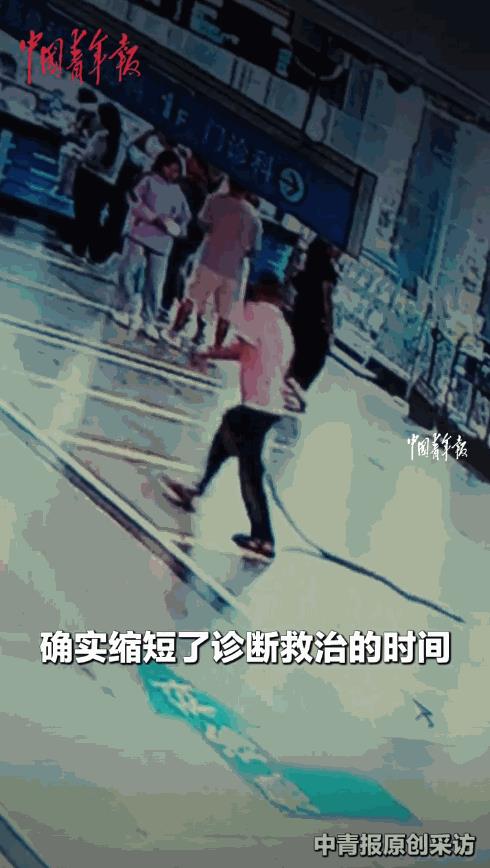 “致死率99%！”8月20日，云南临沧，一老人外出散步时，见一条眼镜王蛇被压伤，