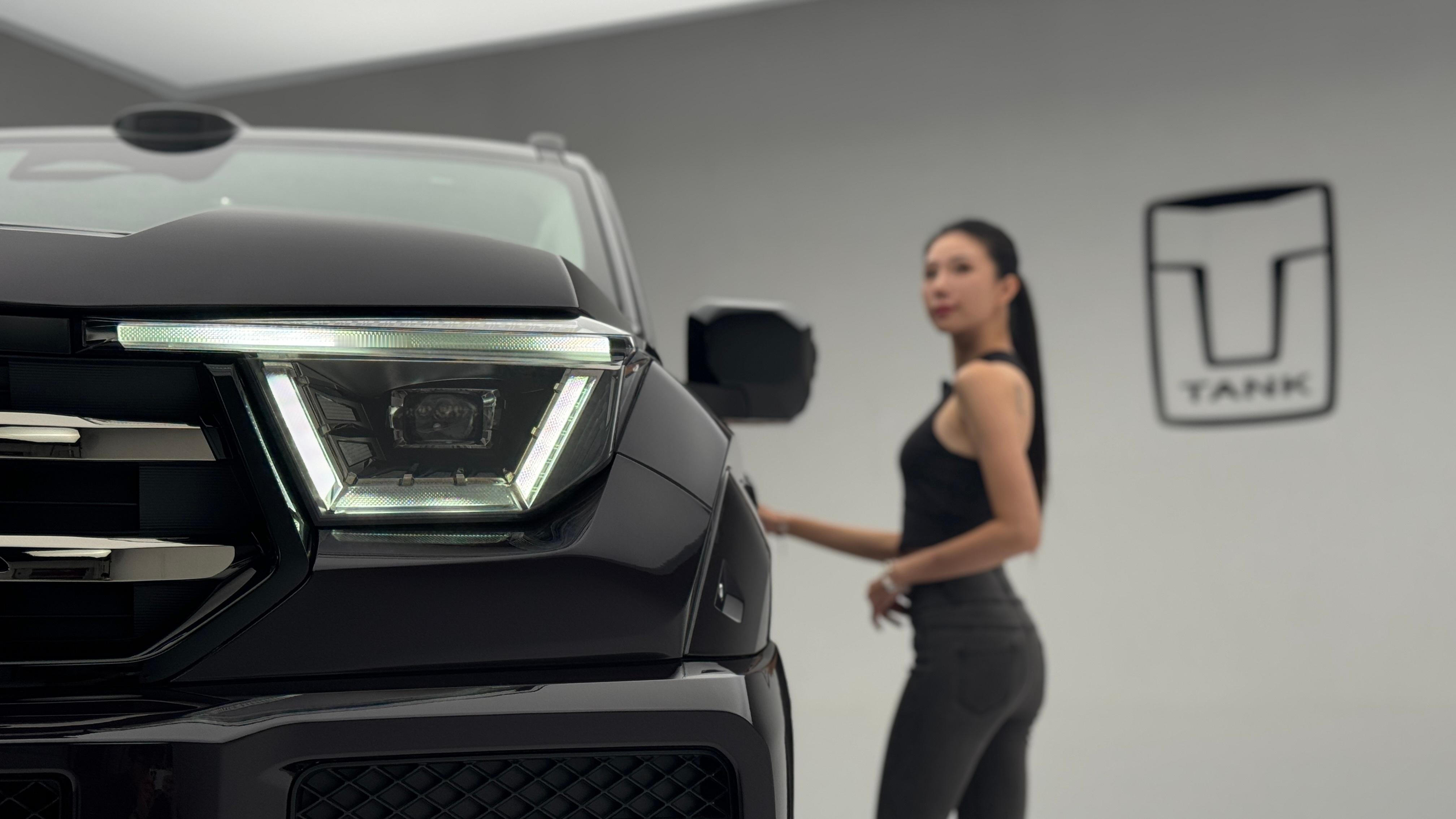 一组坦克400车帅还是人帅[doge]坦克400​​​