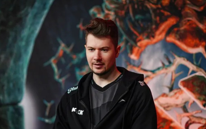 根据国外知名电竞门户编辑的爆料，Puppey将正式从选手身份退役并出任P-VIS