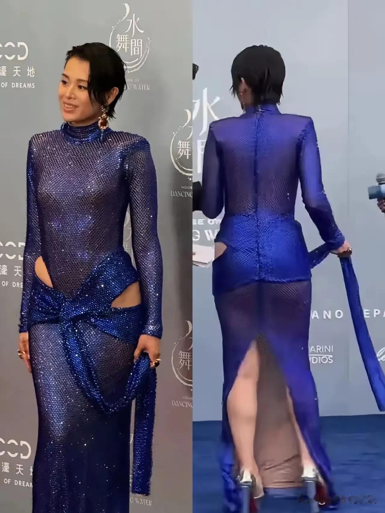 救命！45岁胡杏儿的红毯造型狠狠给姐妹们上了一课！这身深蓝流金紧身裙镂空设计，胯