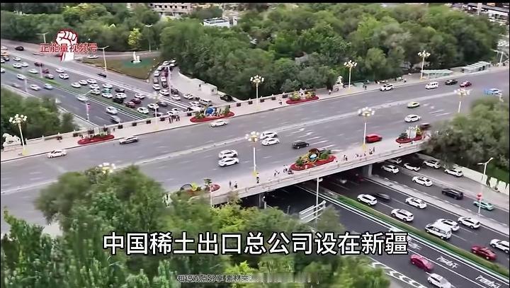 感觉现在网上声音最大的都是一些”超级老登”，比如胡锡进、何柞庥、项立刚、易中天、