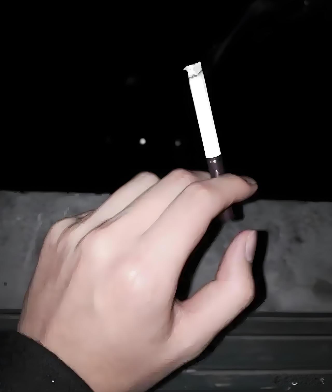 吸烟是陋习，是损害身体健康的加速器。很多人天天吵吵要戒烟，并且一而再再而三的戒烟