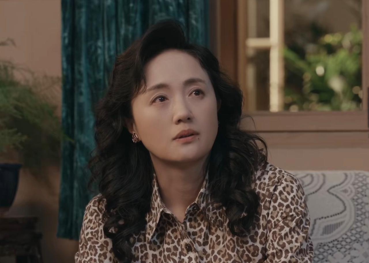 朱媛媛这是拿命在演戏啊！看《小城大事》的时候，我就觉得不对劲。她整个人瘦得脱