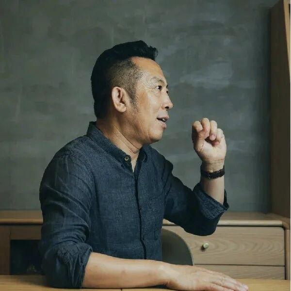 罗永浩万万没想到，老贾真得不按套路出牌啊！罗永浩下午还在说“心酸”，觉得贾国