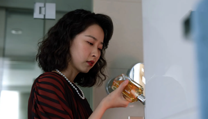 《淬火年代》中不要介入他人的因果这句话的含金量还在上升！全世界的人都知道钱宏