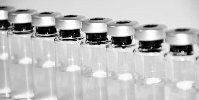 二战时，日军给女性强行注射“606药剂”，注射完，士兵就露出了邪恶的笑容，“60