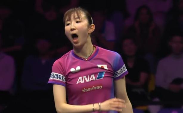 早田希娜4:3赢了张本美和，但是她却输了未来。两人打满了7局，而且比分非常