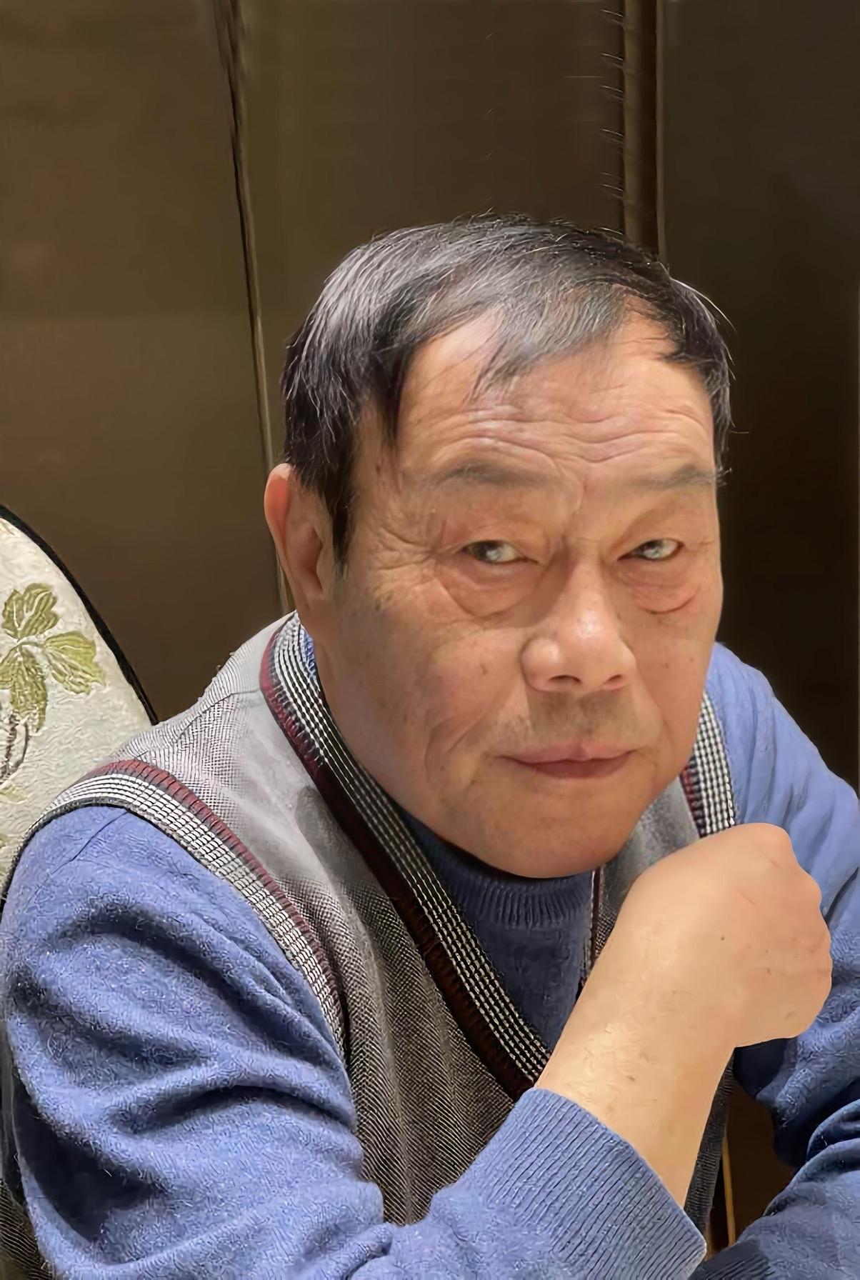 【著名相声演员杨威参加纲丝节，杨家和郭德纲达成和解，对此你怎么看？】近日，著名