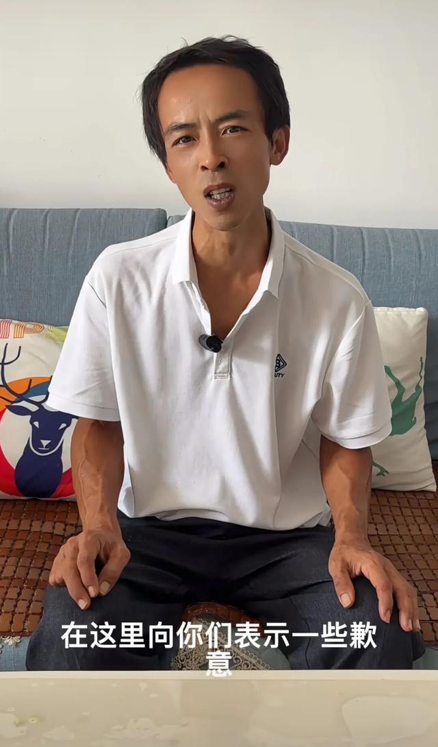 景德镇鸡排哥“摊上大事”！上央视、开工作室，网友却集体喊话：千万别变！最近
