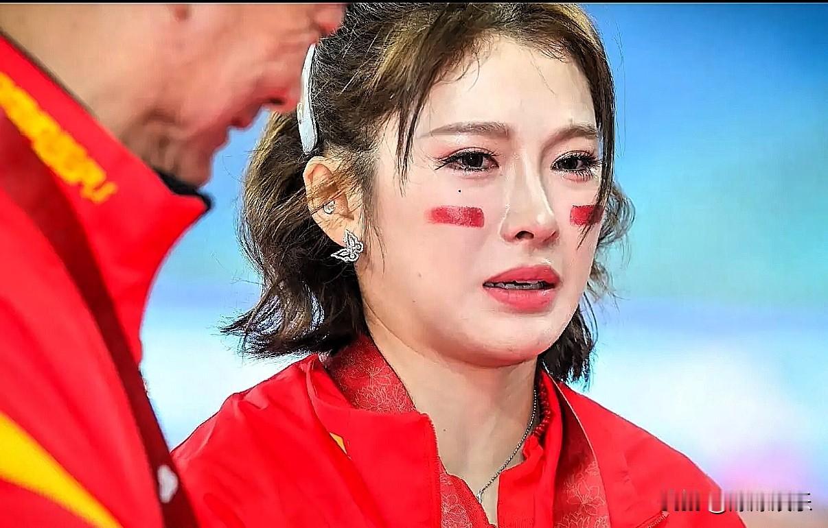 谁能想到吴艳妮满心以为能稳拿第一靠这个名誉扭转风评，结果栽在了没正经一对一