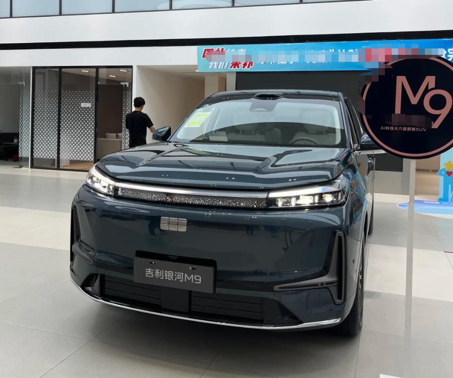 20万以内大6座SUV，零跑C16和银河M9，谁才是最优选？作为当前20万