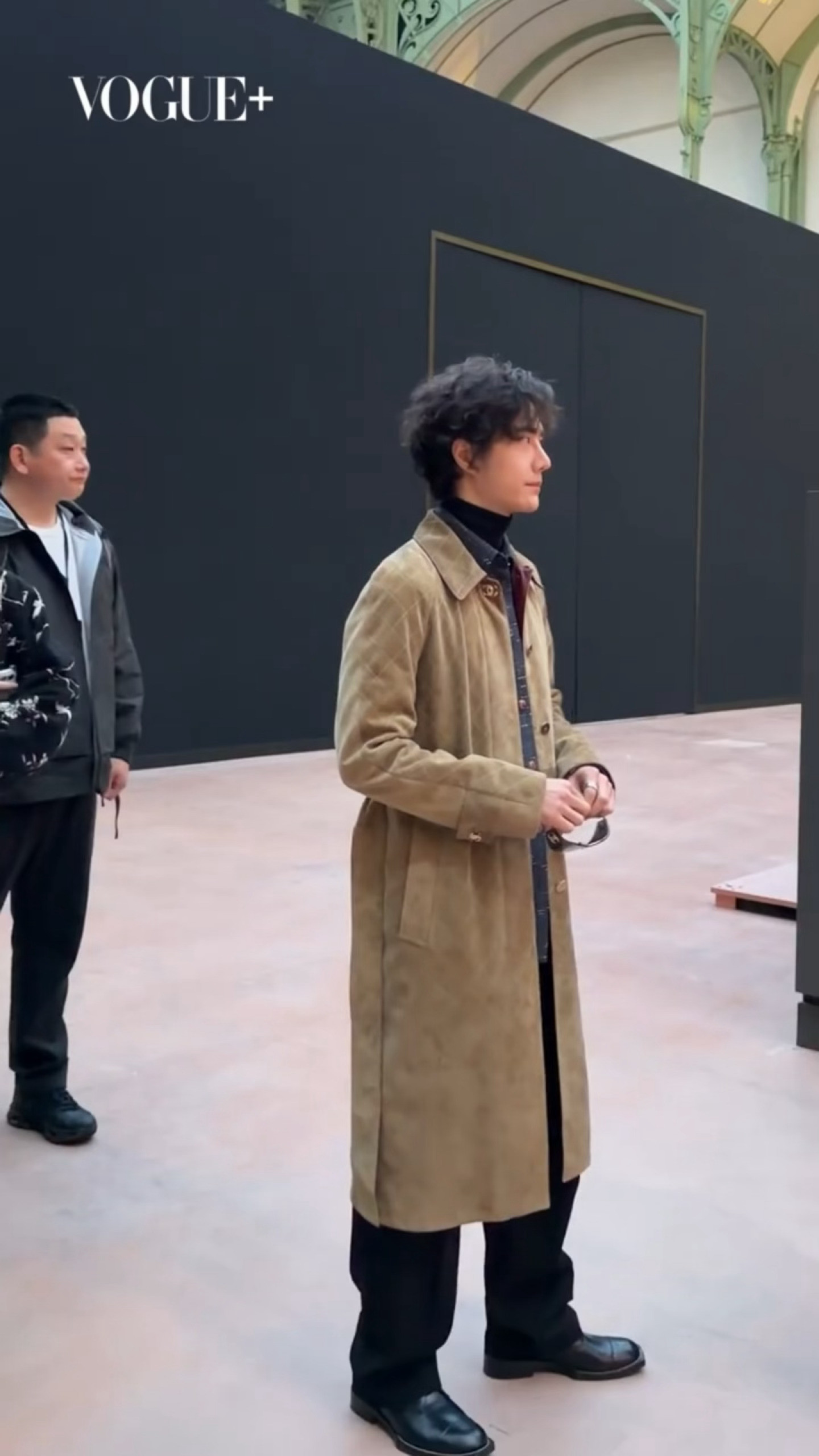 秀场上的博帝，摘掉墨镜解锁了括弧笑😏🕶️王一博摘掉墨镜解锁了括弧笑王一博巴