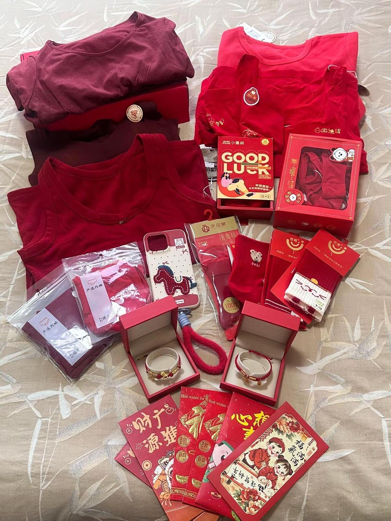 90年的马即将迎来第三个本命年14年的马也迎来的第一个本命年被爱包围，感恩我的家