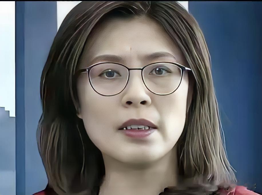 代表国民党的郑丽文，最近又在岛内上演“语不惊人死不休”的戏码，说什么“大陆不要再