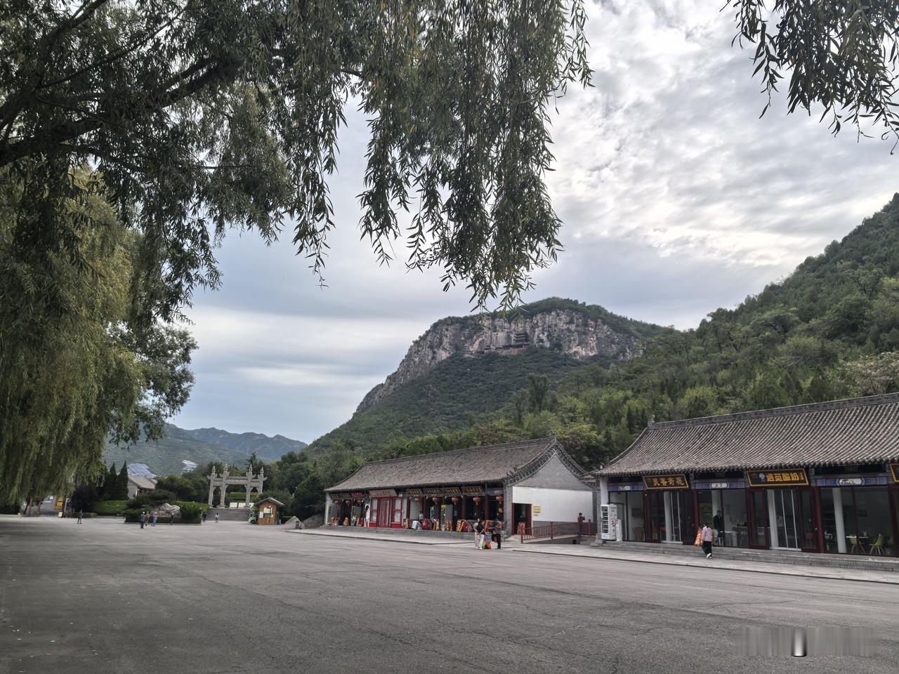 娲皇宫圆梦行：廿年留白，终替父亲圆满太行遗憾廿载初心寄太行，昔年骑迹憾苍苍