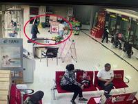 泪目！奶奶藏床下20年的85万孙女体己钱，银行6小时徒手“抢救”回来！浙江一