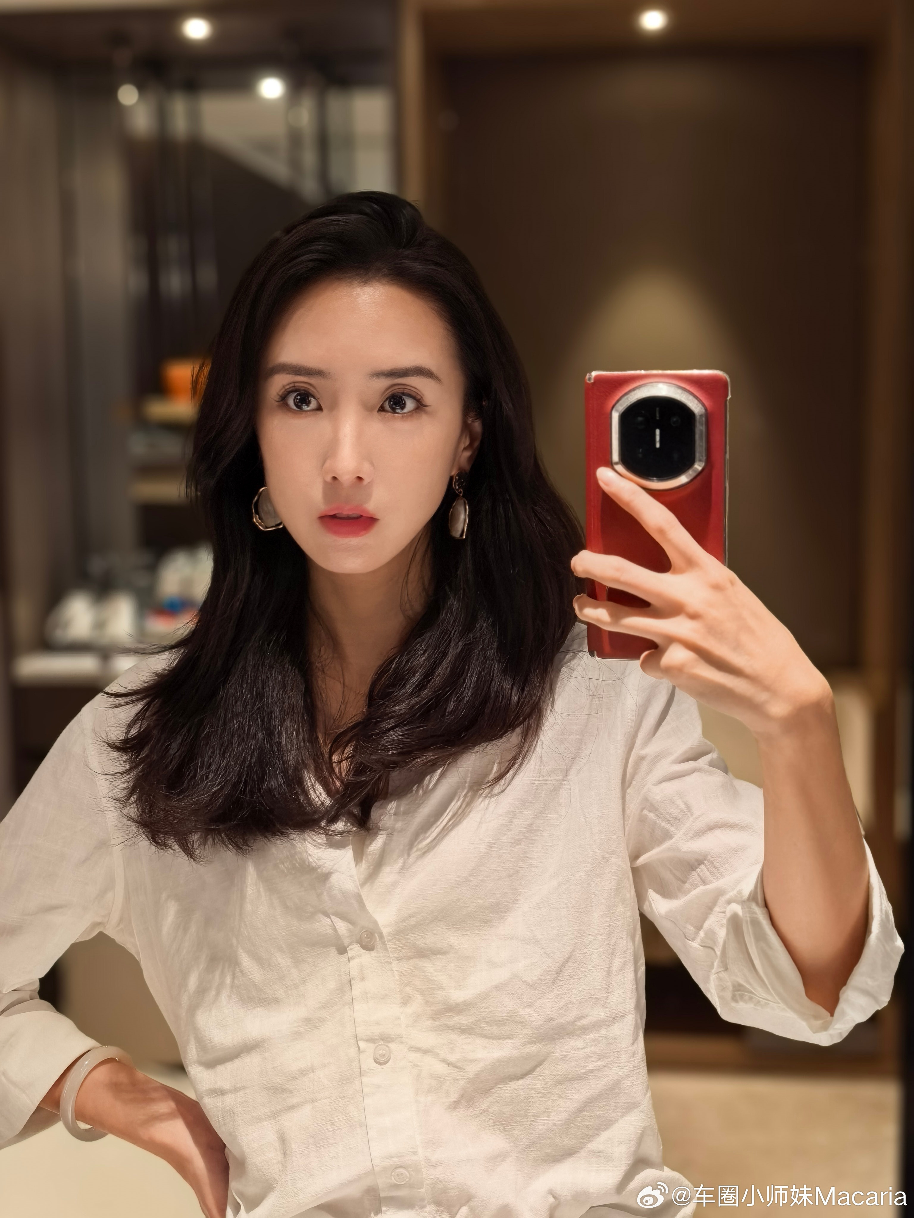 天呐我突然get到大耳环的美丽之处了！！！（之前一直觉得我头小脸小五官小，只
