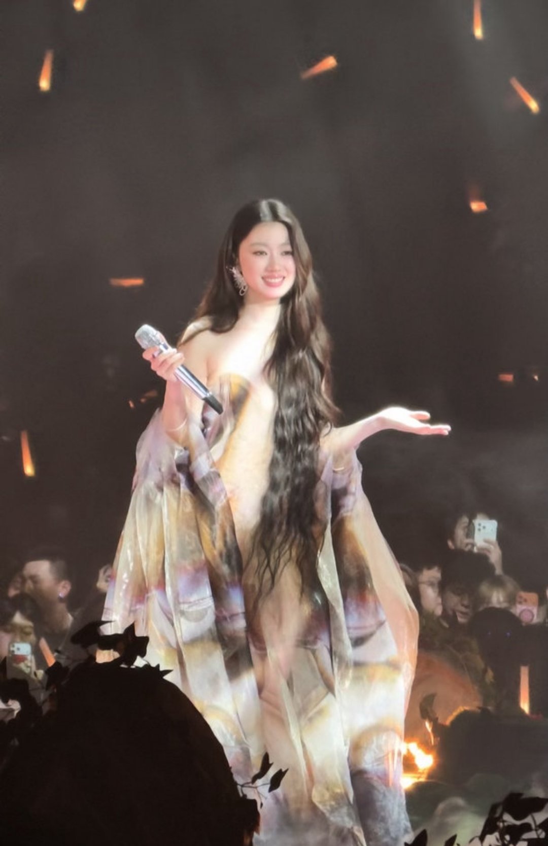 单依纯工作室巡演版权说明版权是音乐创作的生命线，商业演出“先唱后补票”的行为，本