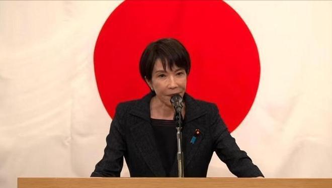 维新会为什么没有入阁？有一个重要原因，担心高市早苗当首相搞砸了。同时，高市早苗