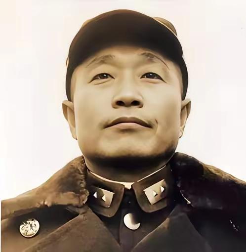 1959年，新中国首次战犯特赦工作在北京功德林启动。重获自由的杜聿明，没有急于探