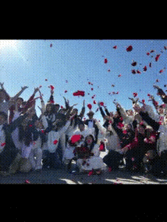 “看哭了！”云南昆明，博主为盲人老夫妻补拍婚纱照，一切调整好，准备开拍时，不料，