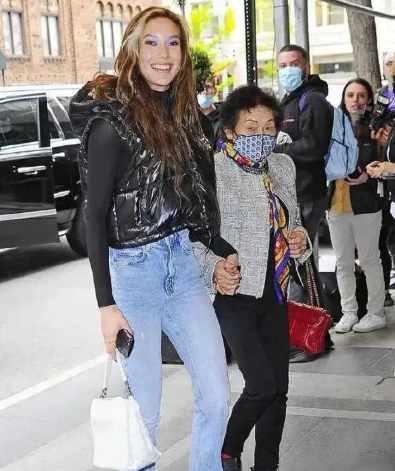 谷爱凌美国生活照，不得不说有钱真好，想去哪里就去哪里。