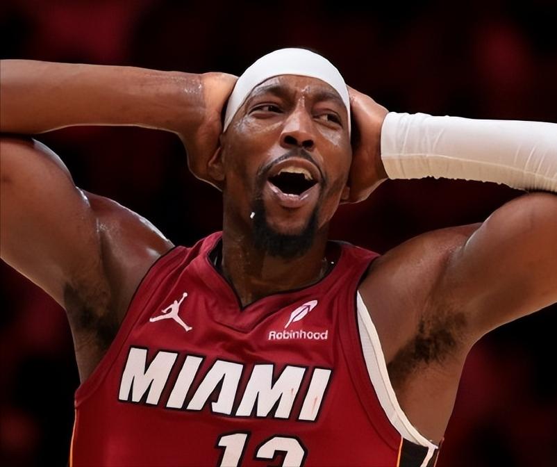 NBA历史“70分先生”共11人：1、张伯伦：100分，78分、73分（2次