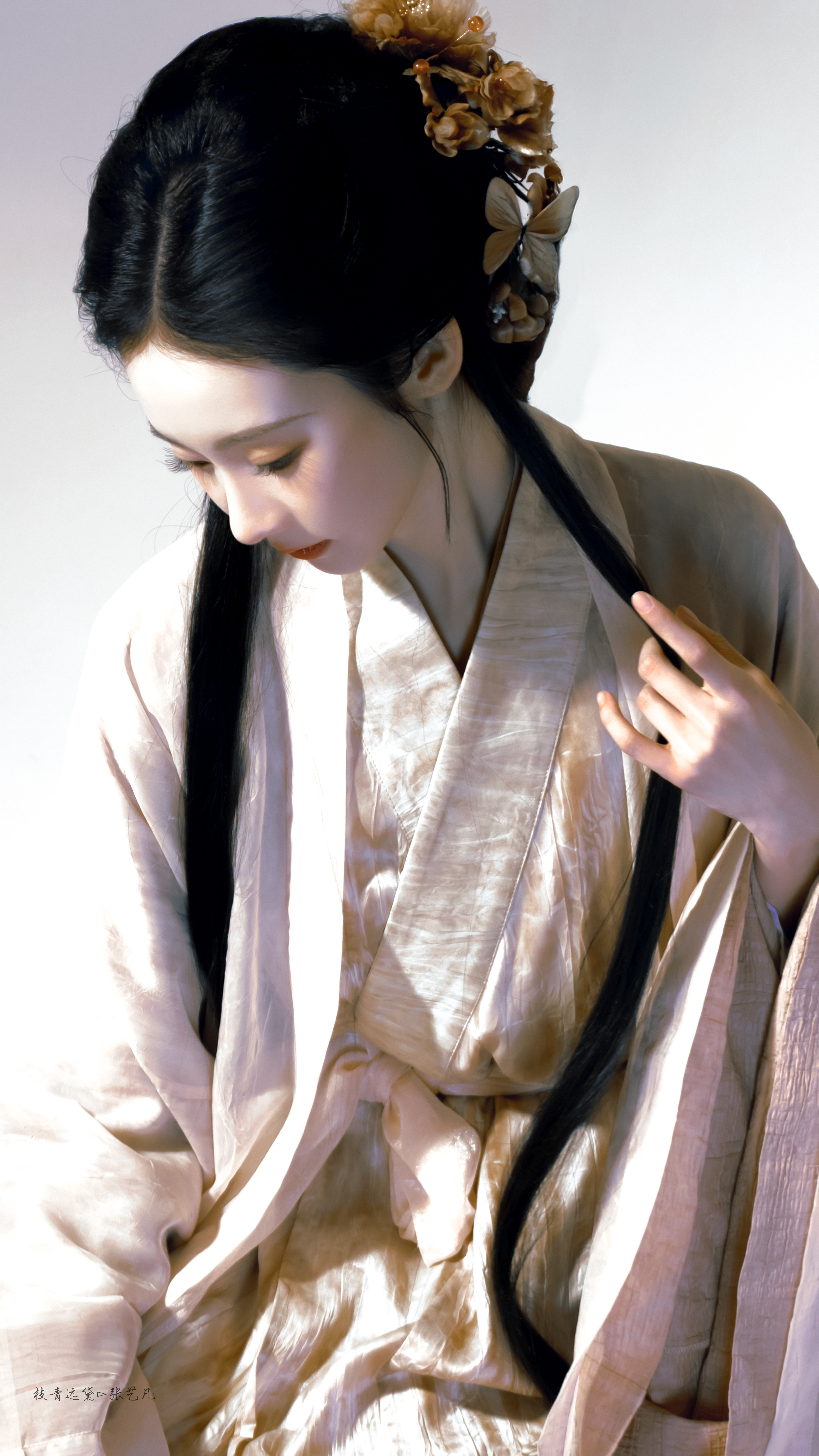 张艺凡/📜青年演员张艺凡