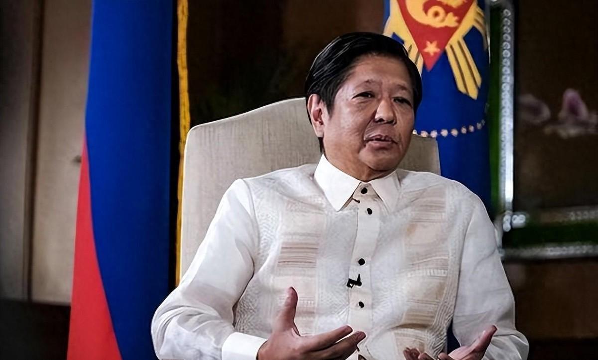 中东的火药桶彻底炸了，全球能源大动脉一掐，各国都在为油气急得跳脚。谁能想到，这个