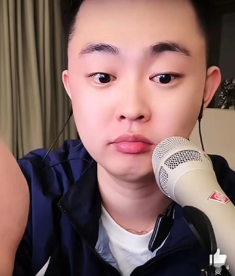 巴扎黑羡慕张二嫂的生活，网红谁都不服谁！人人都说张