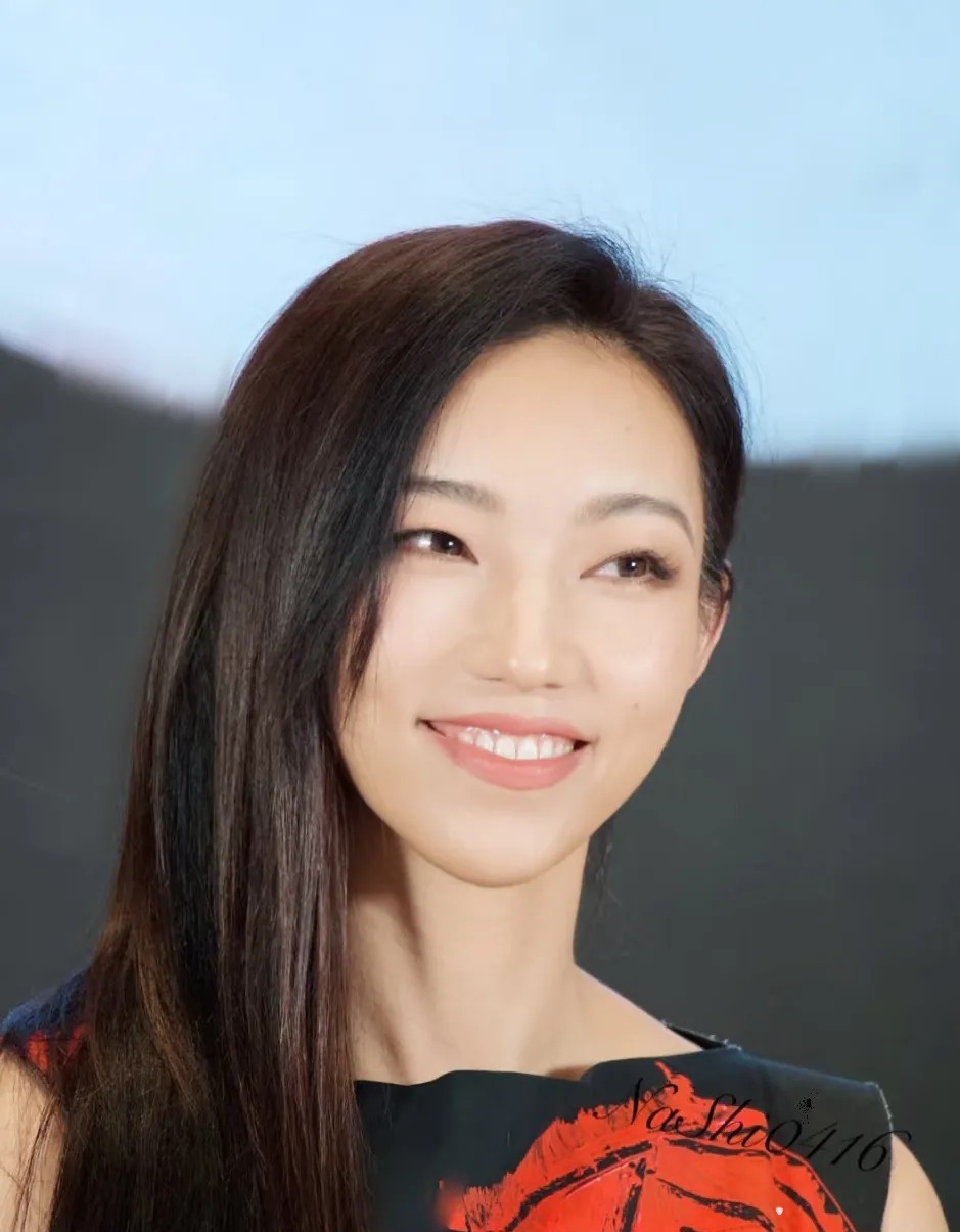 那尔那茜调查结果公布了她文化课成绩449分（文科）专业课成绩87分（满分