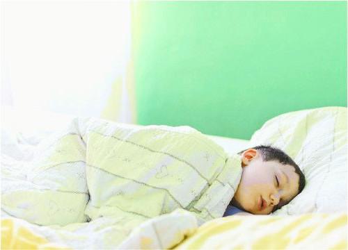 这些带娃的“陋习”妈妈要及时改正, 让宝宝健康成长!