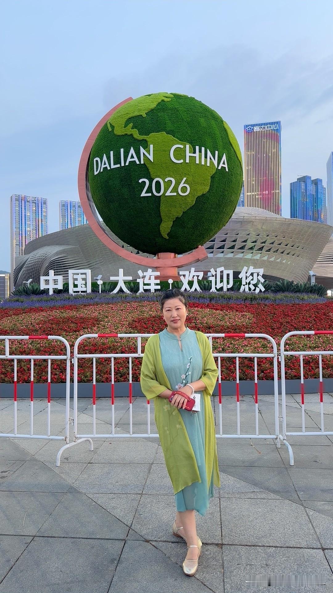 今年大连的三伏天，热得让人难熬，我活了60多岁，上次感觉热是2018年的夏天，