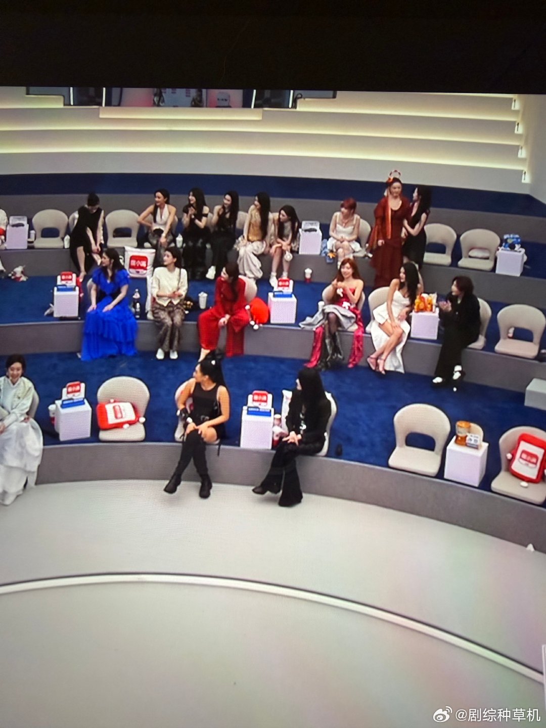 浪姐豆瓣热度破亿乘风豆瓣热度破亿浪姐豆瓣热度破亿，厉害了浪姐直播