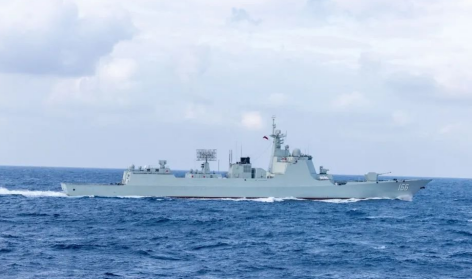 今年，海军迎来了一波盾舰服役的高峰，其中第4批次052D驱逐舰陆续曝光，而第二批
