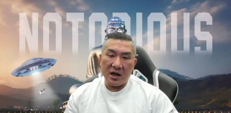 针对王炳忠、苏恒的批评，馆长昨天（18日）在节目中回应，“以前立场不一样，对着干