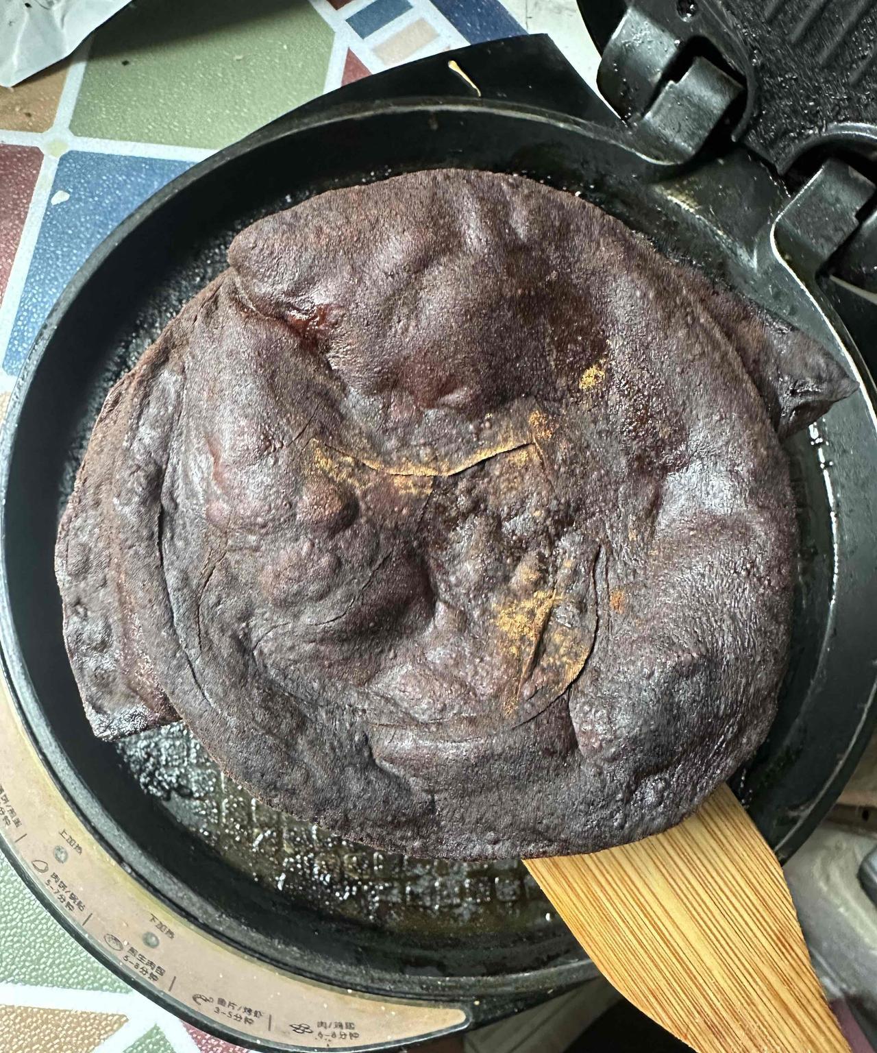 四十多岁的我已经马上丧失全部的记忆力了。活成了傻子，什么也记不住，啥事掉腚就忘
