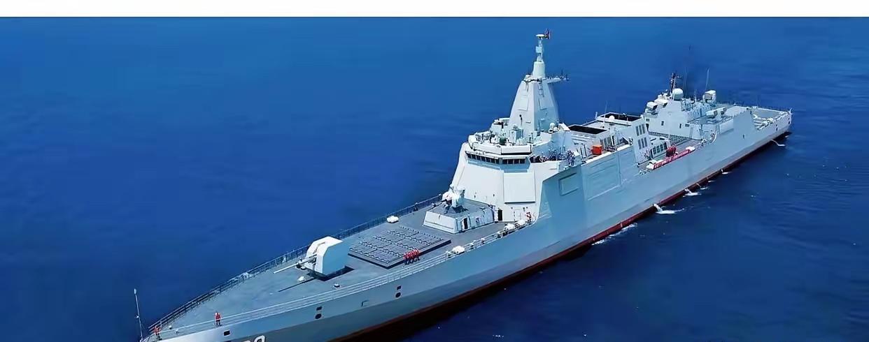别说拿10艘055型万吨大驱交换，就算把中国海军半数先进舰艇一并奉上，俄罗斯也绝