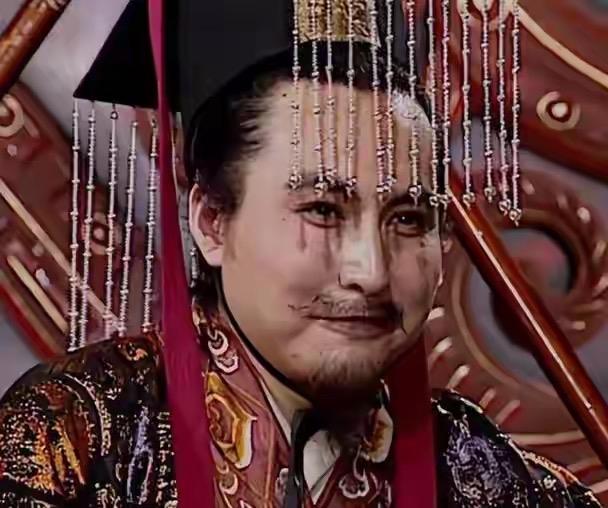 曹叡为什么传位给曹彰的孙子曹芳，而不是曹丕的后代？曹魏灭亡的最大直接原因就是